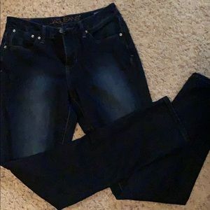 Jag jeans size 6. Dark wash.